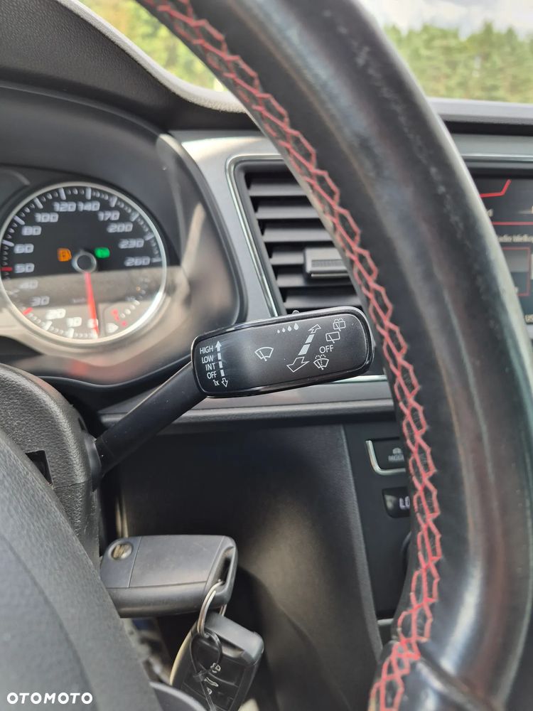 Seat Leon 2.0 TDI FR S&S DSG - 33