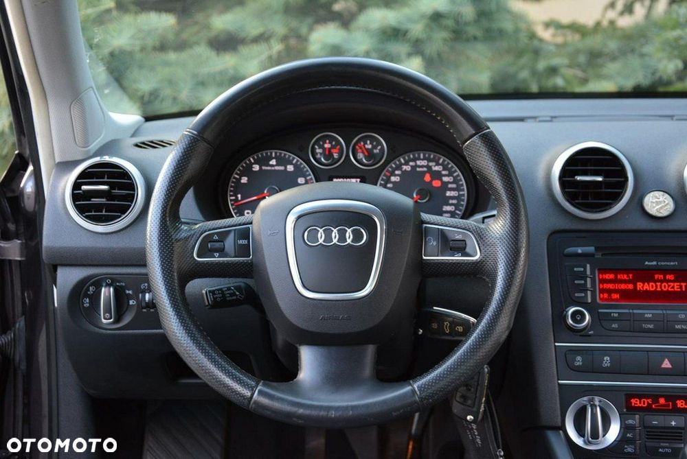 Audi A3 Sportback 1.4 TFSI Attraction - 23