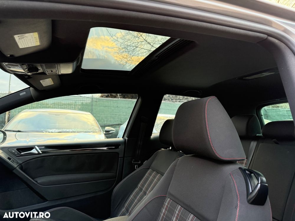 Volkswagen Golf 2.0 TSI GTI - 6