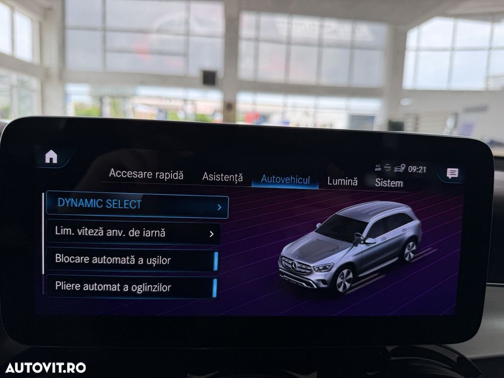 Mercedes-Benz GLC 200 4MATIC 9G-TRONIC AMG Line - 22