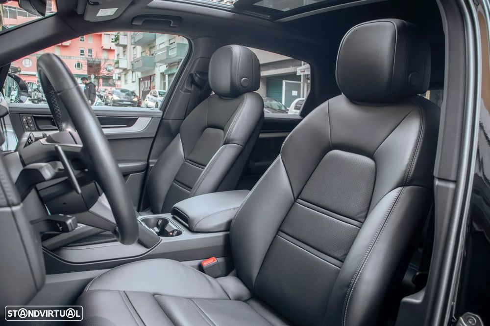 Porsche Cayenne E-Hybrid - 10