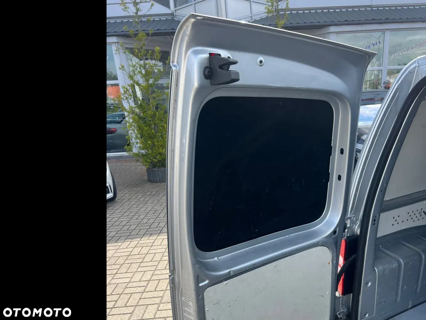 Volkswagen Caddy - 14