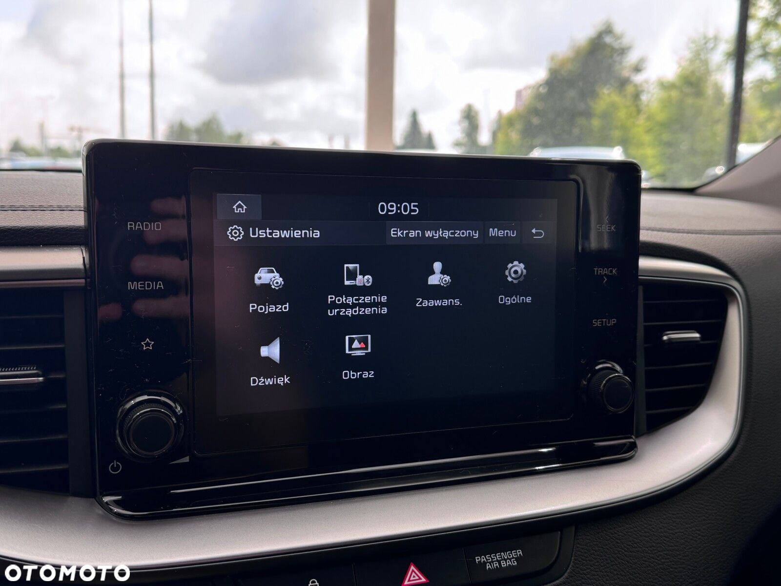 Kia Ceed - 37