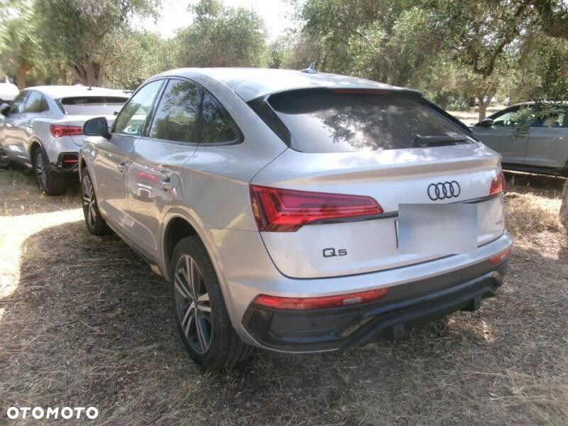 Audi Q5 Sportback - 4