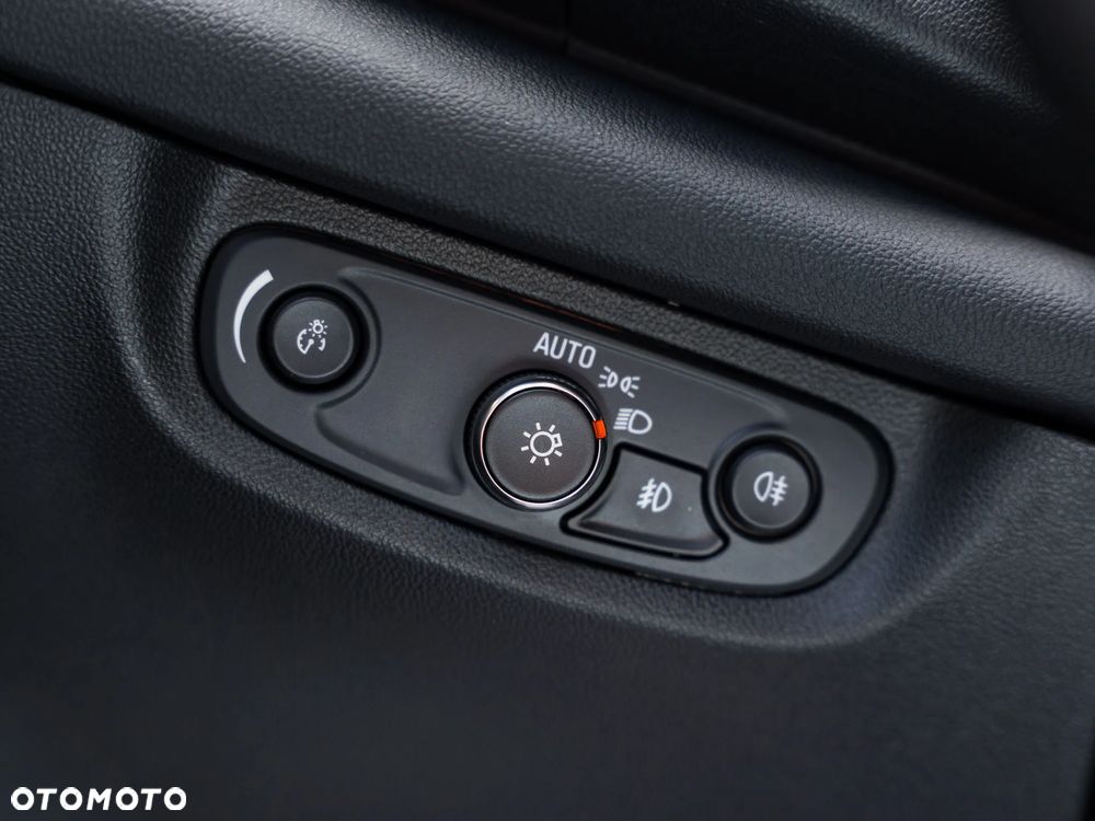 Opel Insignia 1.6 Direct InjectionTurbo Dynamic - 40