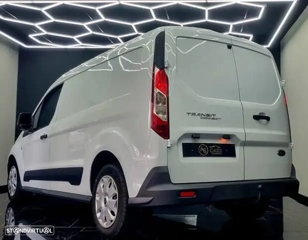 Ford Transit Connect L2 3 Lugares - 23