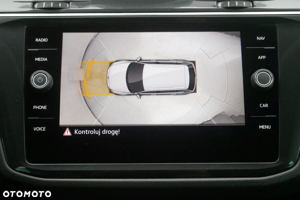Volkswagen Tiguan 2.0 TDI SCR Elegance DSG - 23