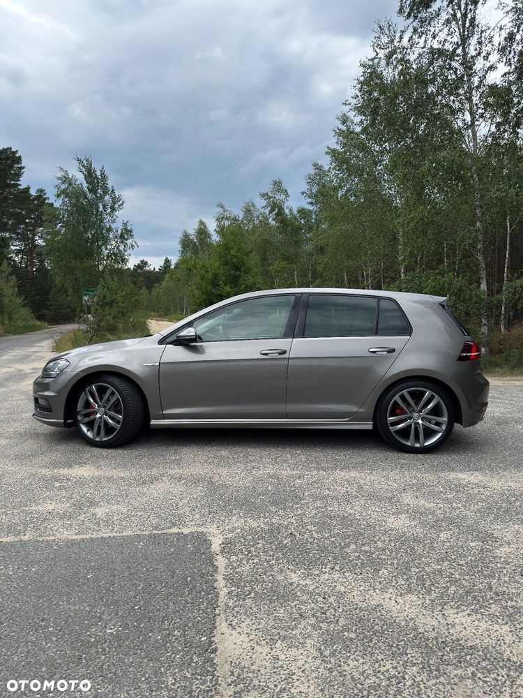 Volkswagen Golf - 8