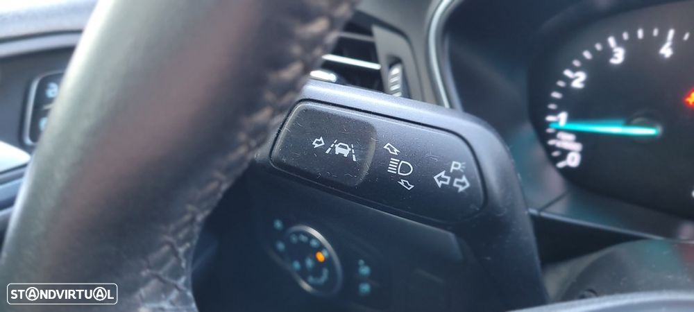 Ford Focus 1.0 EcoBoost Active X - 18