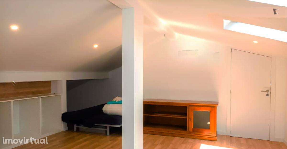 Quarto - localizado em Lisbon - Grande imagem: 3/9