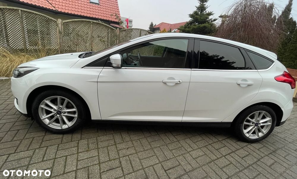 Ford Focus 1.0 EcoBoost Titanium ASS PowerShift - 2