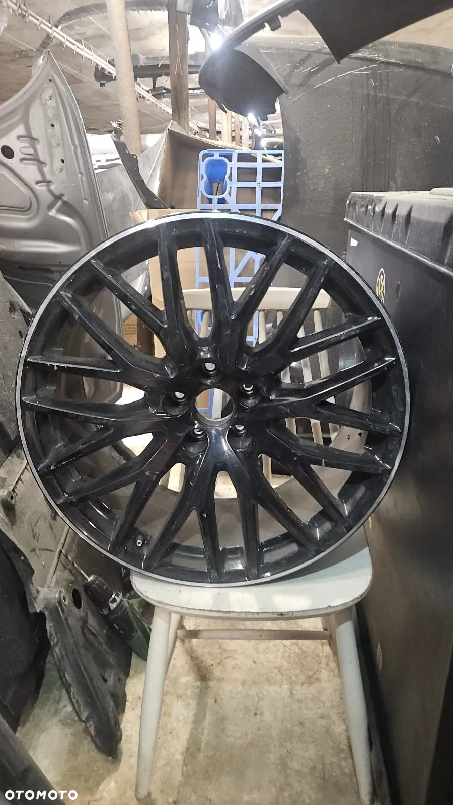 Felga aluminiowa Audi Q7 4M 4M0601025CQ 20" 9J - 3