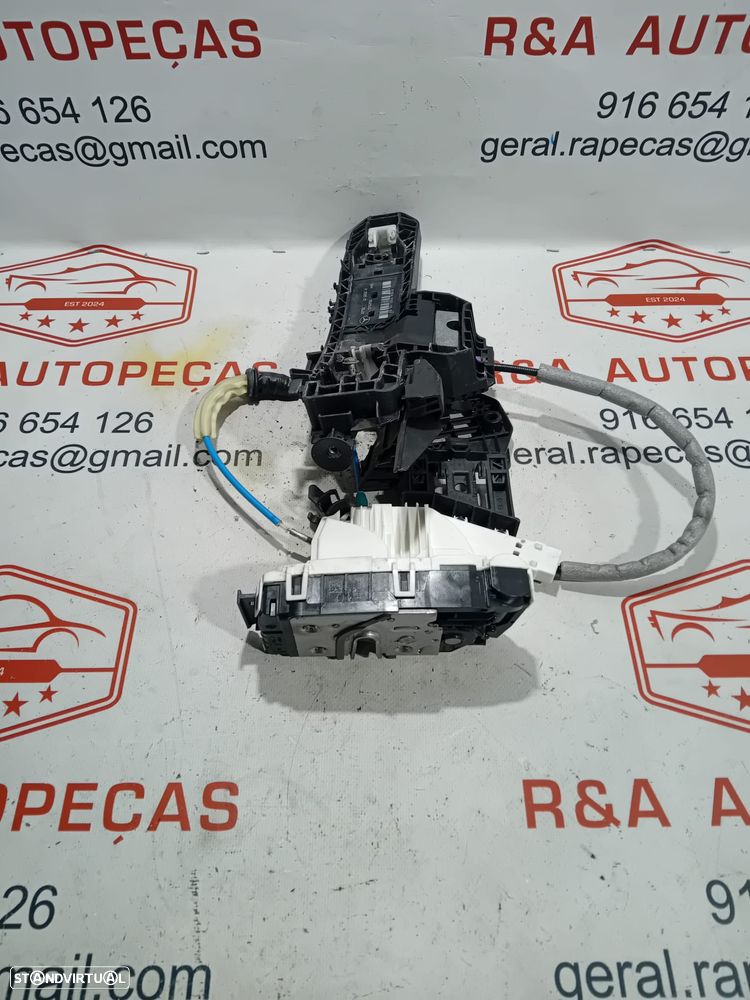 Fecho Porta Trás Direito Mercedes Class A W176 A2047601634 Original - 4