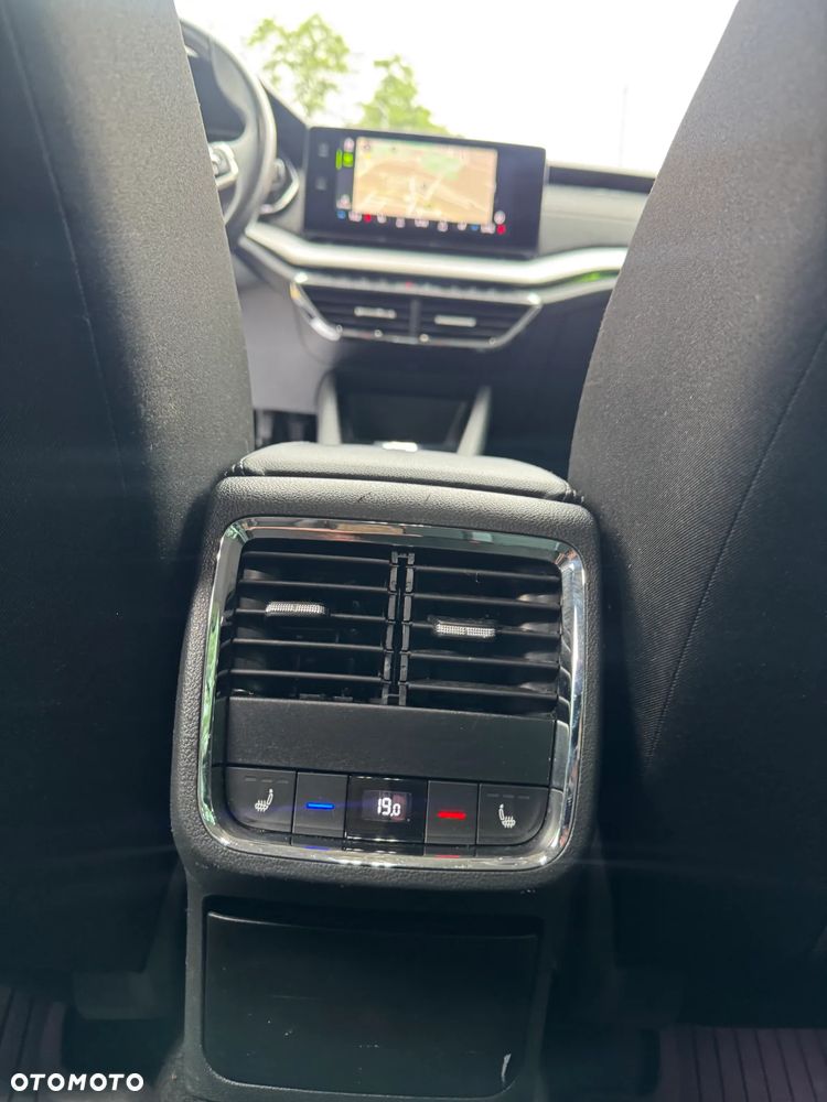Skoda Octavia 2.0 TDI 4x4 Style DSG - 17