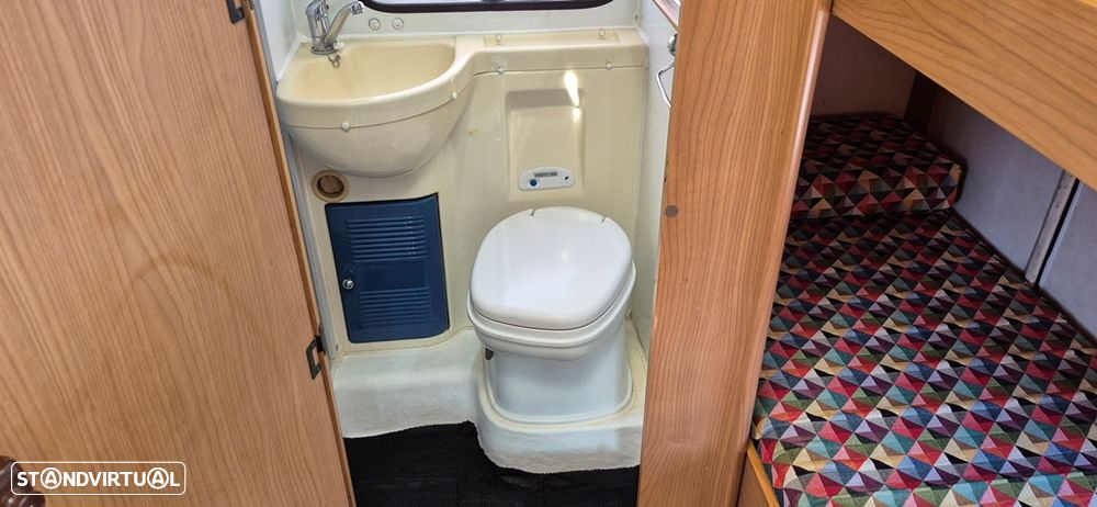 Ford Transit 2.2 TDCI - RIMOR - 6 LUGARES - 6 DORMIDAS - 33