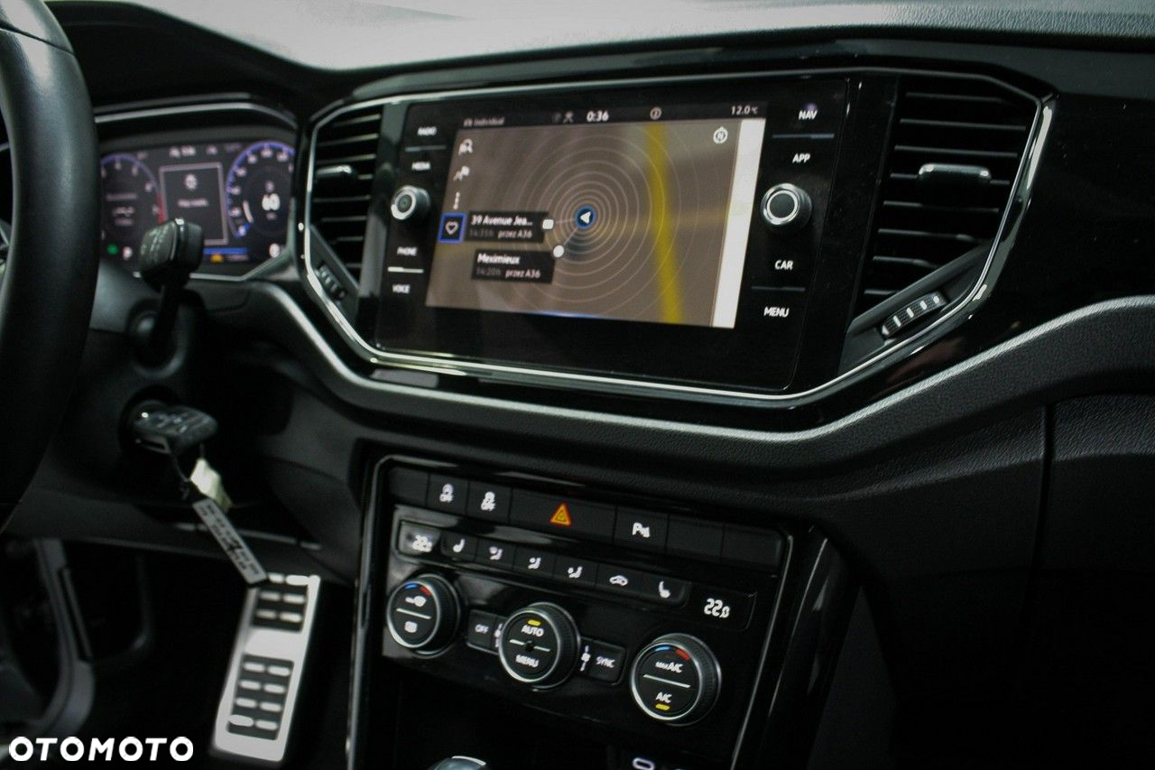 Volkswagen T-Roc - 23