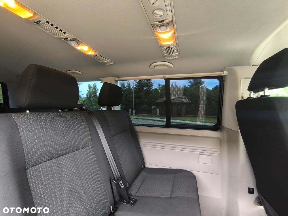 Volkswagen Caravelle 2.0 TDI L2 Comfortline - 18