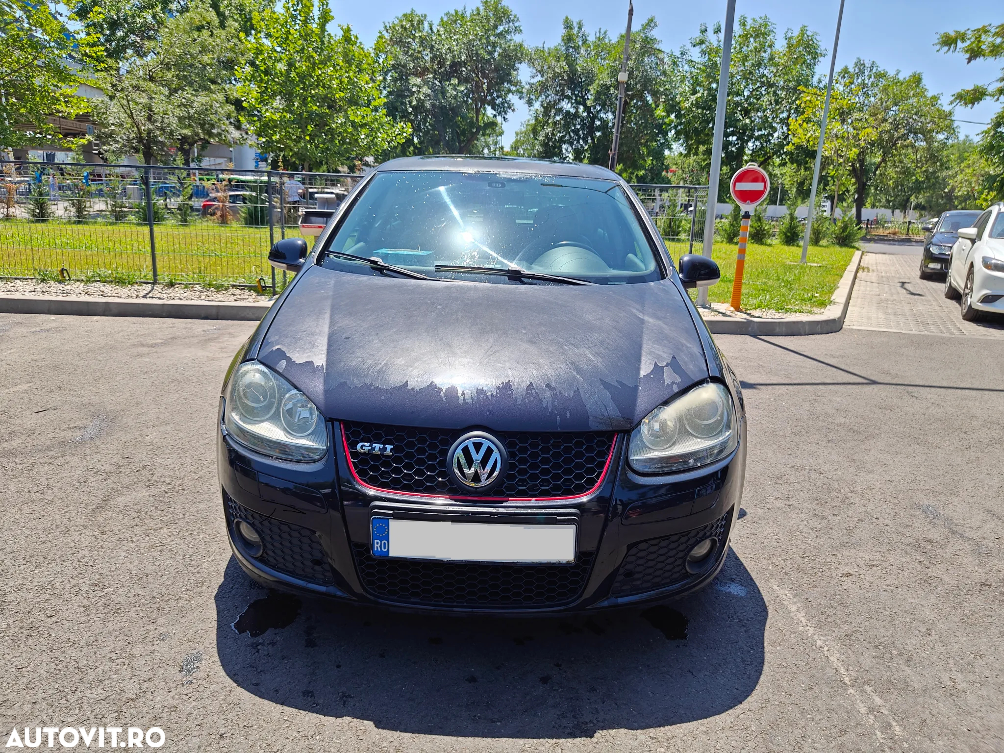 Volkswagen Golf 2.0FSI GTI DSG - 3