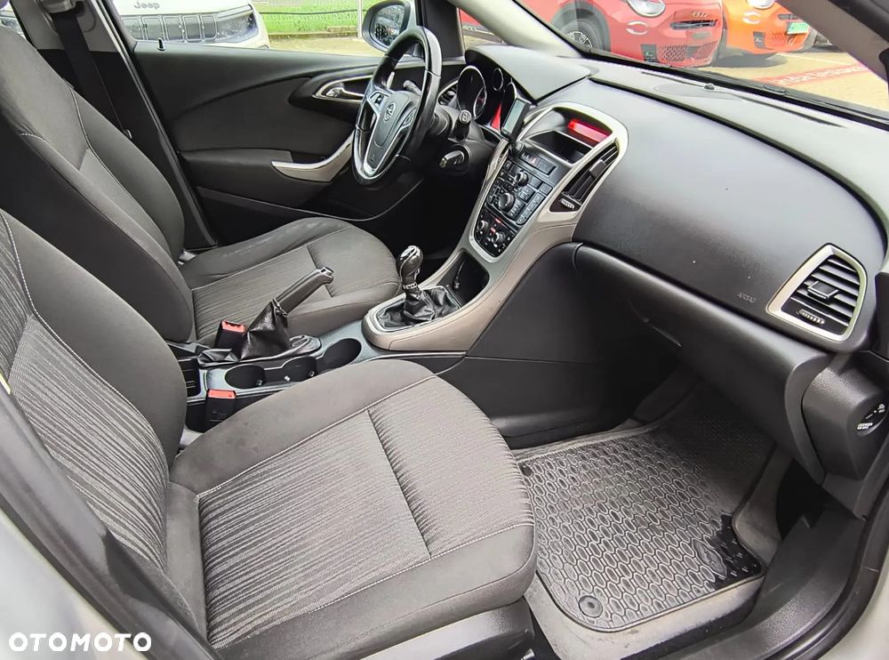 Opel Astra IV 1.6 Enjoy EU6 - 7