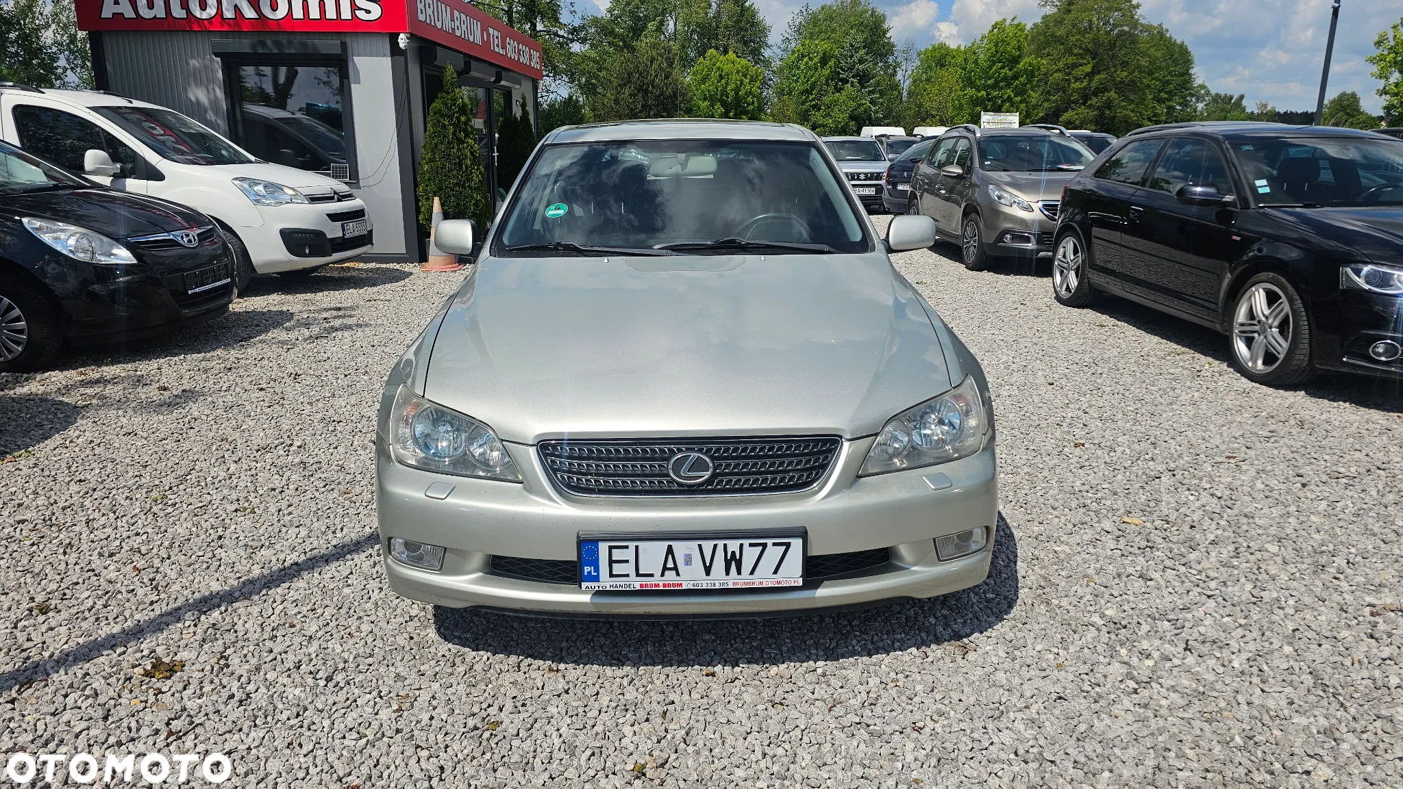Lexus IS 200 SportCross - 9