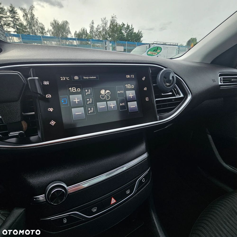 Peugeot 308 - 22