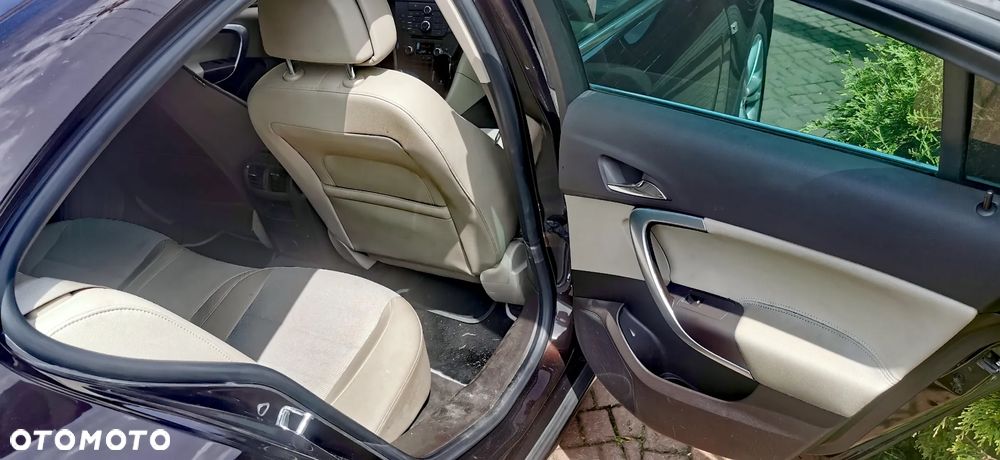 Opel Insignia 2.0 CDTI Cosmo ecoFLEX - 10