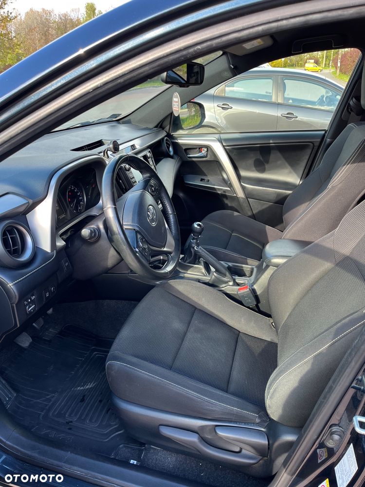 Toyota RAV4 2.0 D-4D Active 4x2 - 5