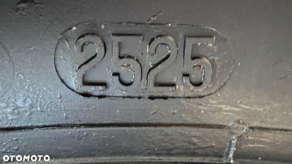 Mitsubishi Fuso - 16