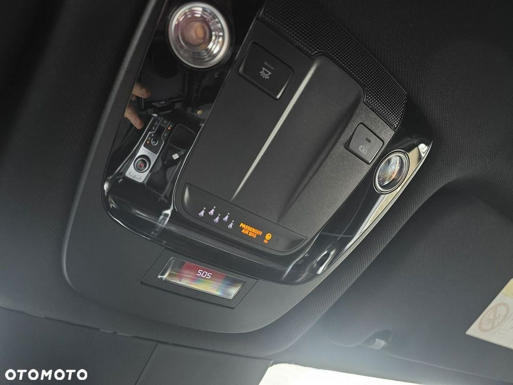 Kia Sorento - 32