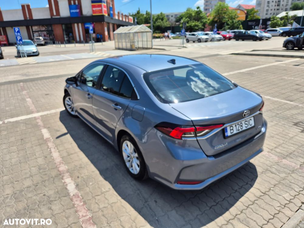 Toyota Corolla 1.8 Business Edition - 3