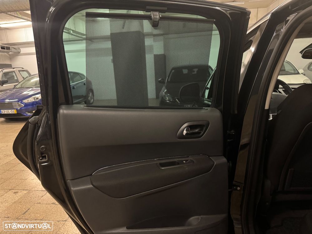 Peugeot 3008 1.6 HDi Sport 130g - 21