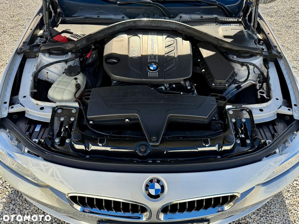 BMW Seria 3 316d Sport Line - 36