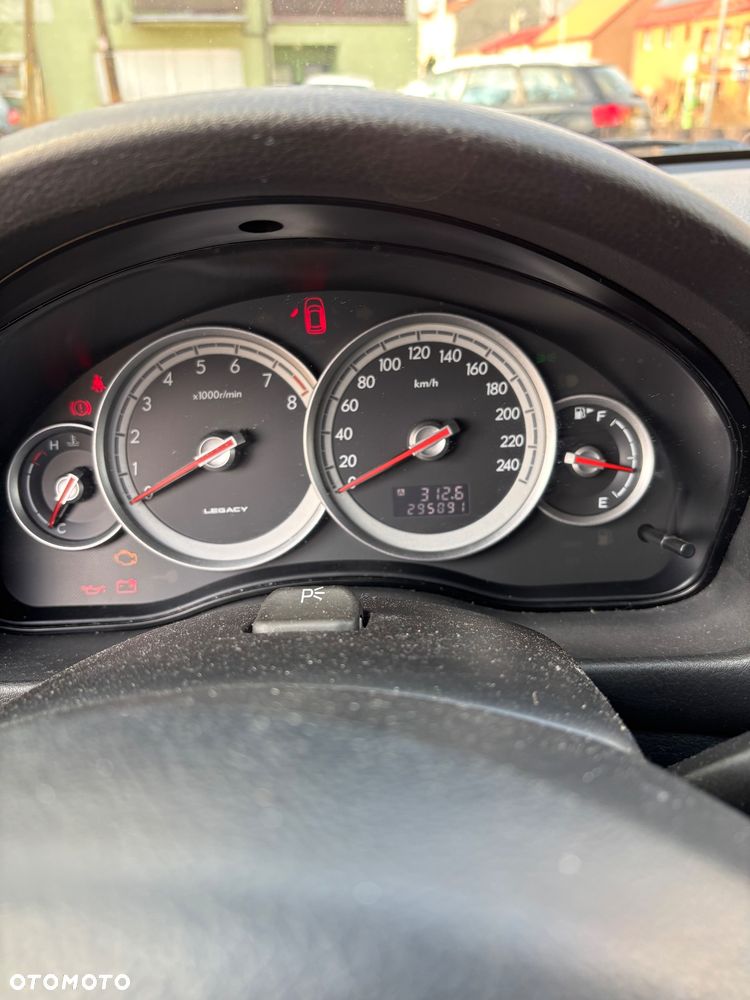 Subaru Legacy Kombi 2.0R Active - 5
