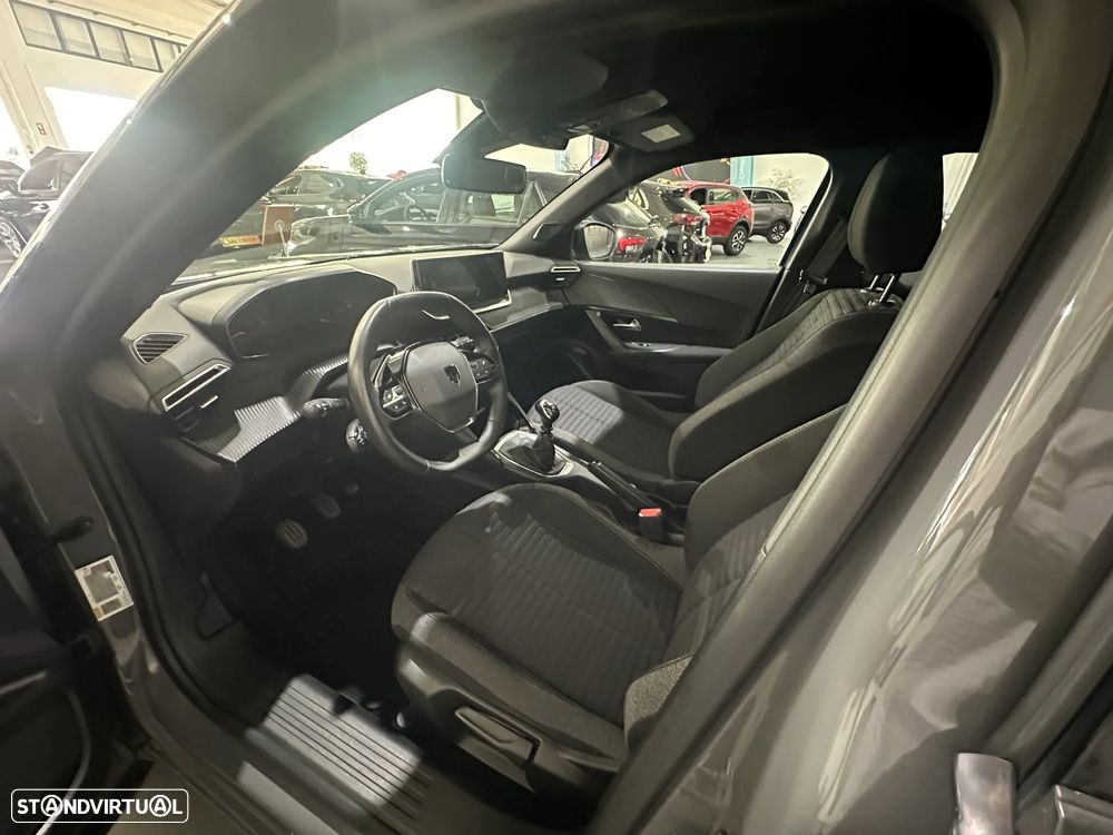 Peugeot 2008 1.2 PureTech Active - 7