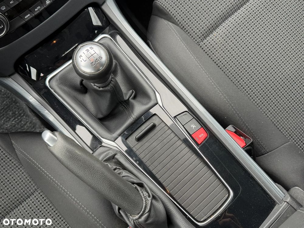 Peugeot 508 BlueHDi 120 Stop&Start Active - 24
