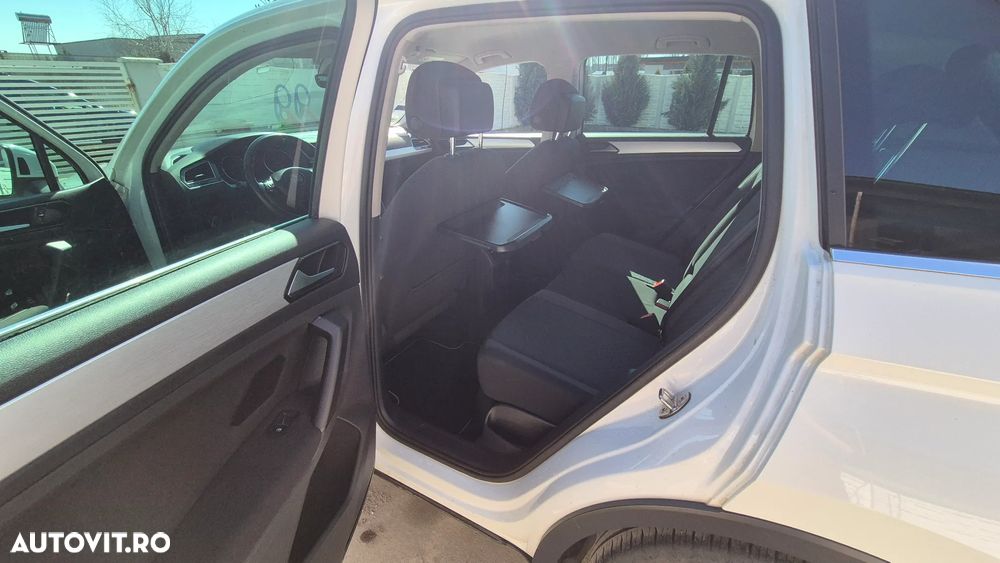 Volkswagen Tiguan - 18