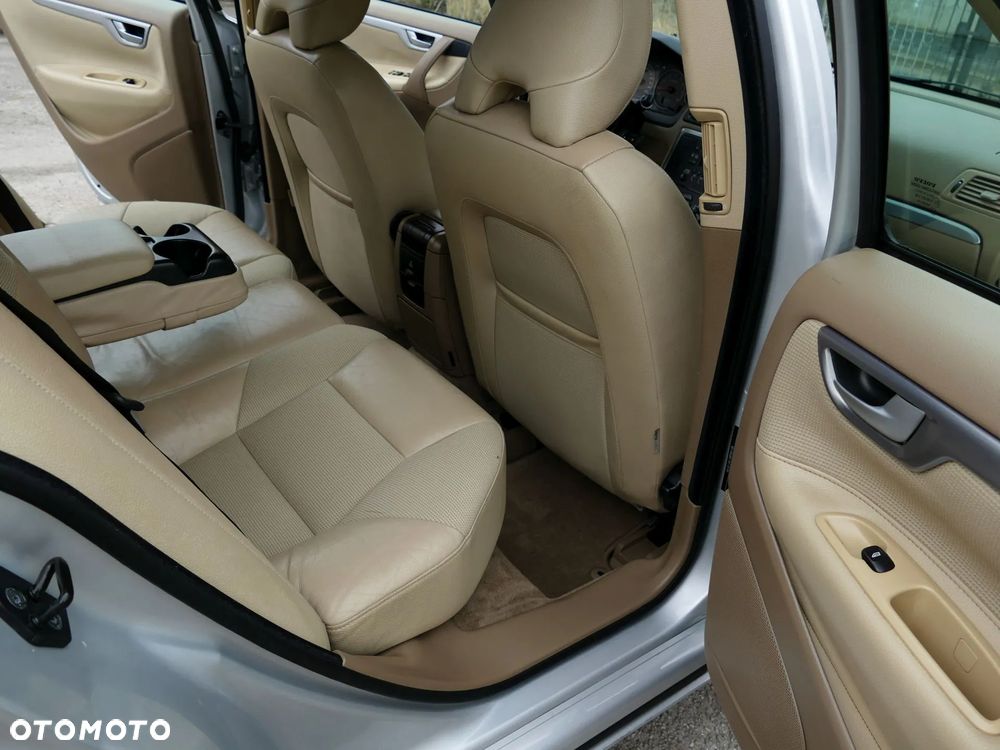 Volvo S60 2.4 Momentum - 17