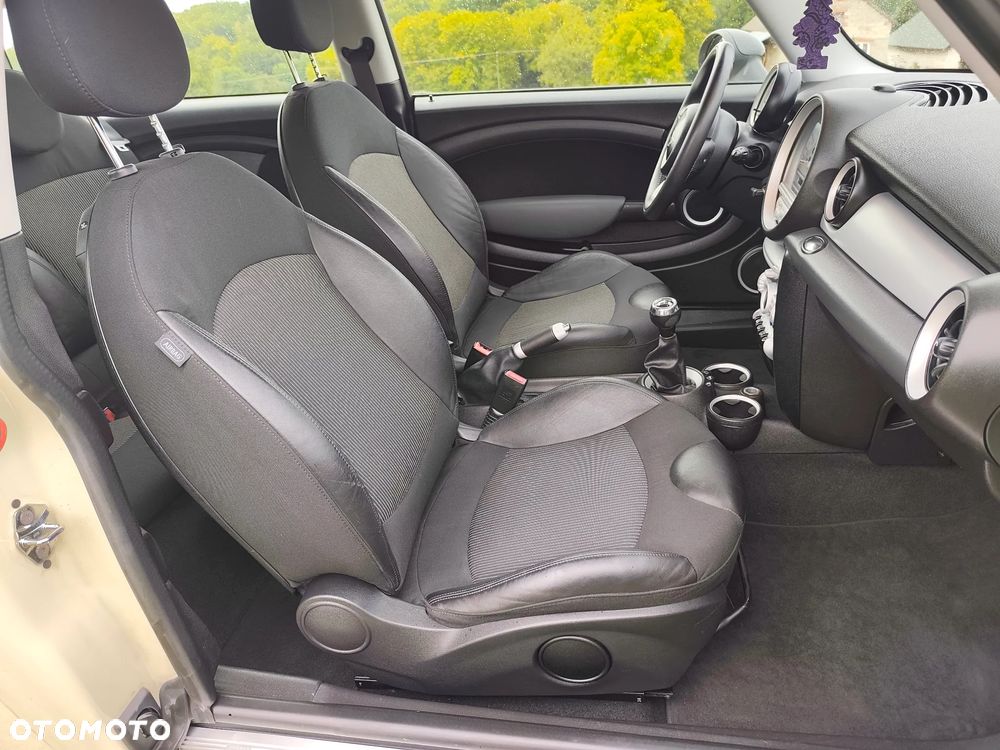MINI Clubman - 22