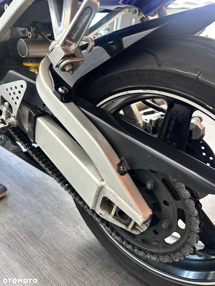 Yamaha R6 - 37