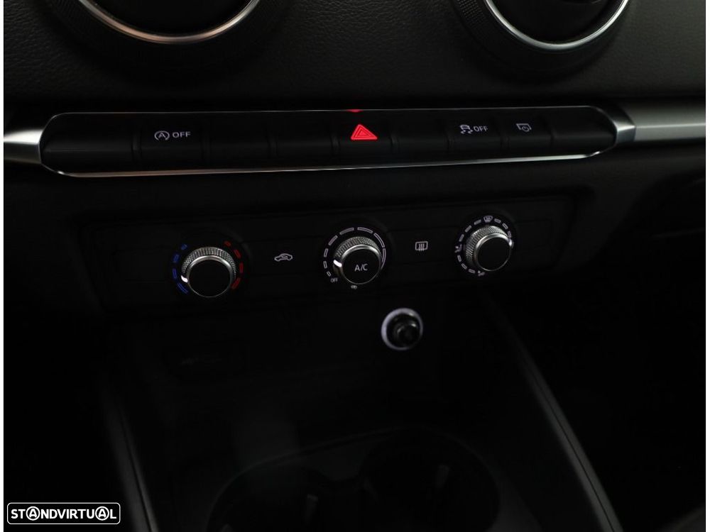 Audi A3 Sportback 30 TDI - 34