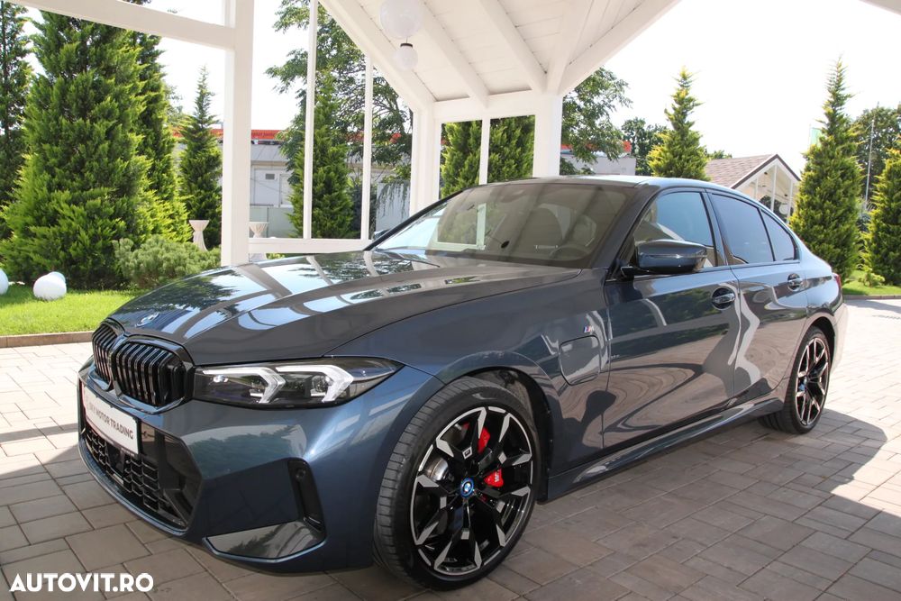 BMW Seria 3 330e xDrive AT PHEV - 40