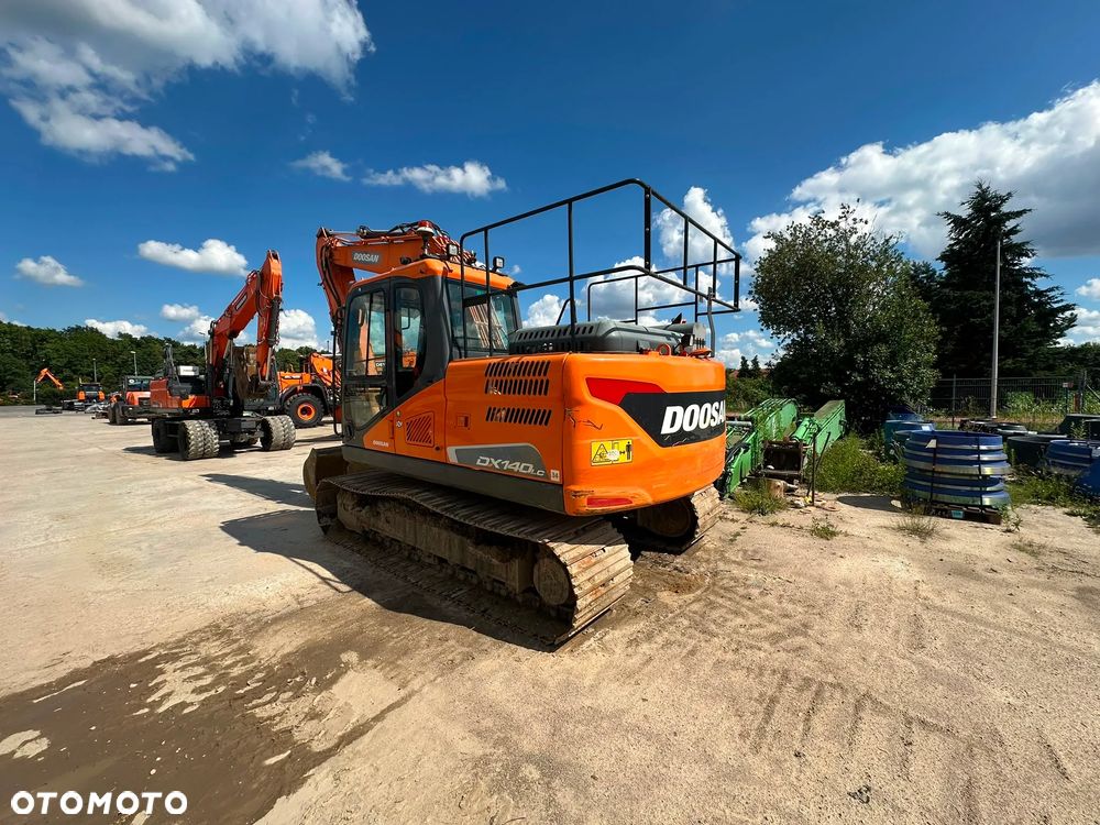 Doosan DX140LC-5 - 4