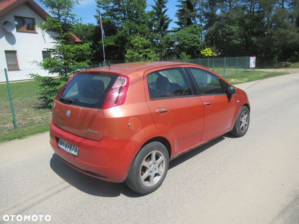 Fiat Grande Punto - 4