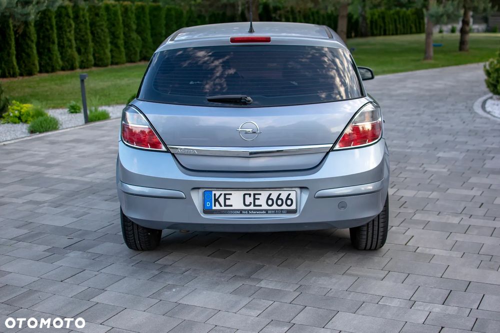 Opel Astra - 22