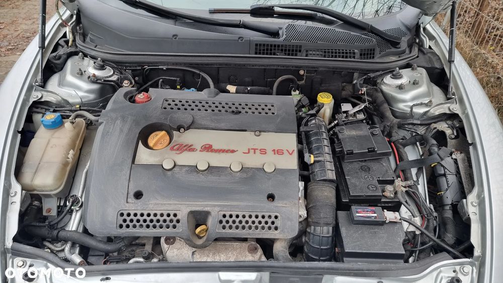 Alfa Romeo GT 2.0JTS Progression - 13