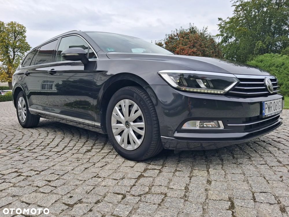 Volkswagen Passat 2017 photo 2