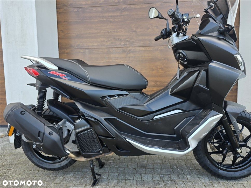 Aprilia SR - 10