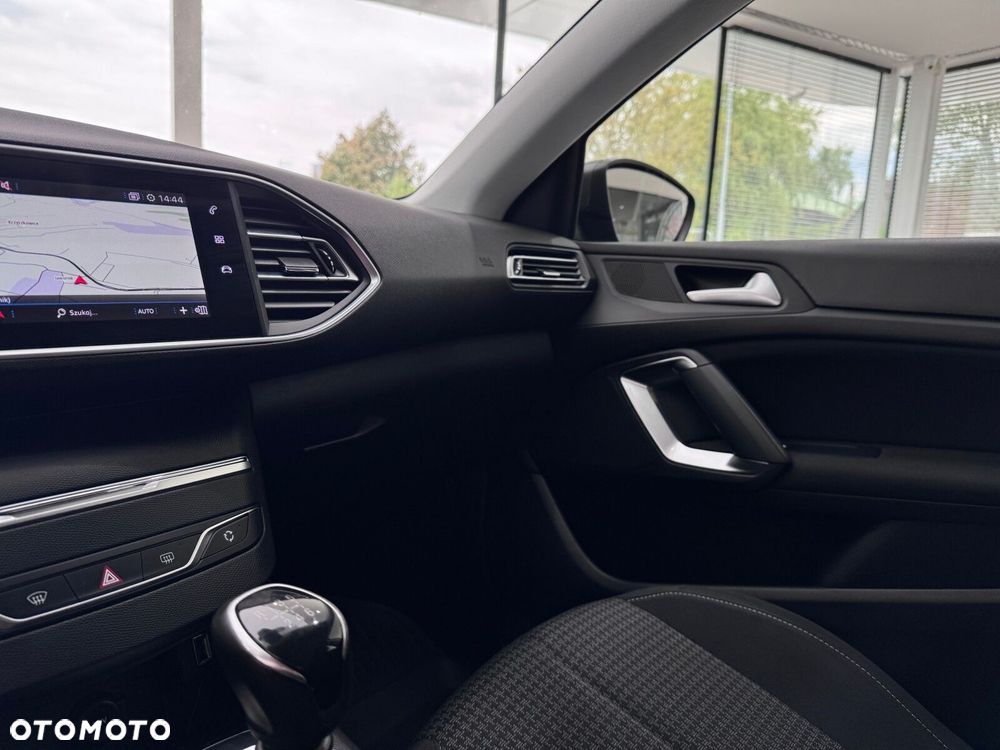 Peugeot 308 1.2 PureTech Active S&S - 27