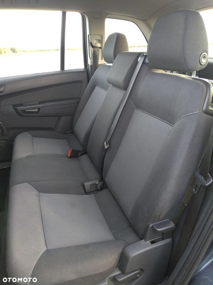 Opel Zafira 1.8 - 12