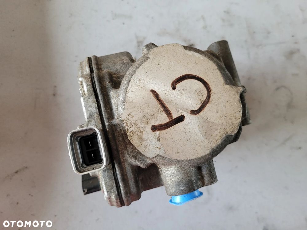 Sprężarka pompa kompresor klimatyzacji LEXUS CT200H 042200-0400 - 3